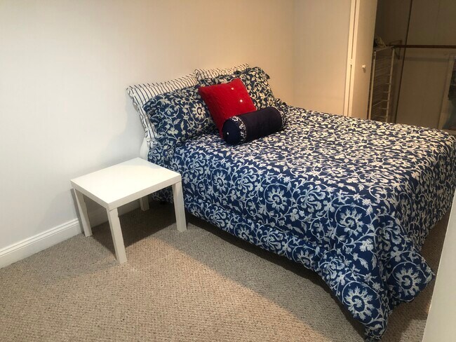 Bedroom - 1964 N Orchard St