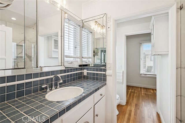 Building Photo - 200 Grand Canal