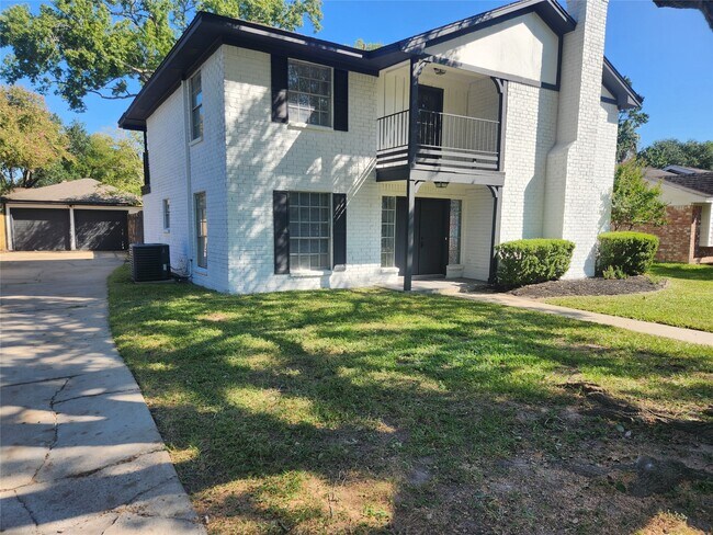 Building Photo - 22210 Provincial Blvd