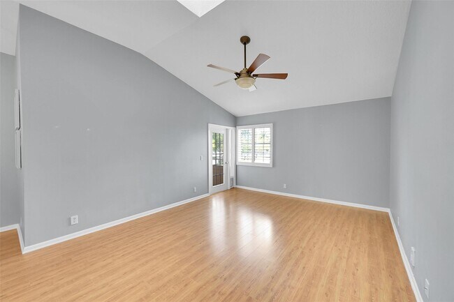 Building Photo - 5307 Buckhead Cir