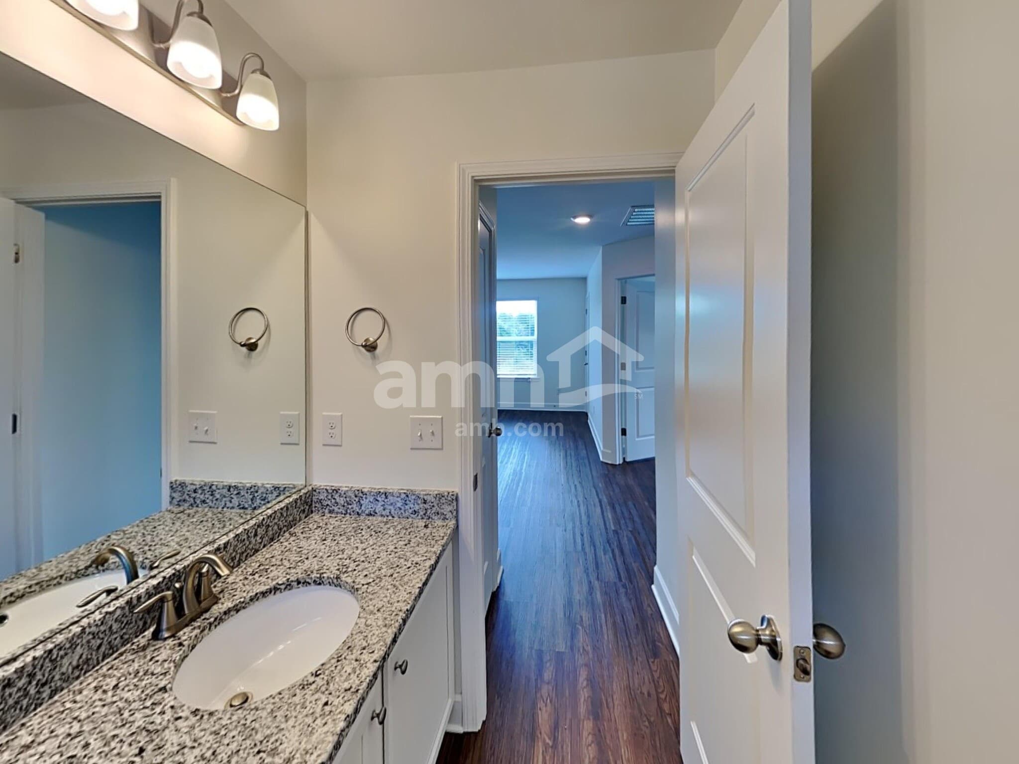 Building Photo - 5083 Trailwater Dr