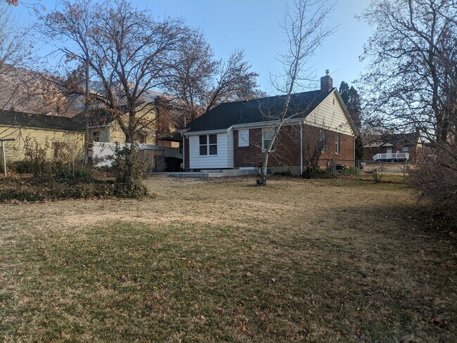 Building Photo - 2 Weeks Rent Free – Spacious 3 Bed / 2 Bath Ogden Home with Finished Basement
