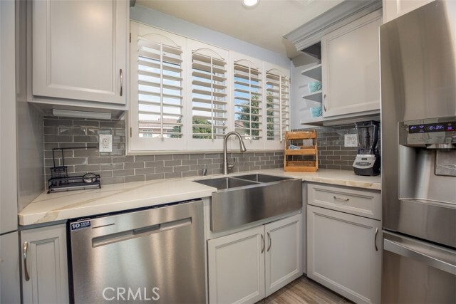 Building Photo - 7892 Southwind Cir