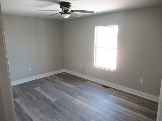 Building Photo - New Duplex in Northbrook School District for Rent!