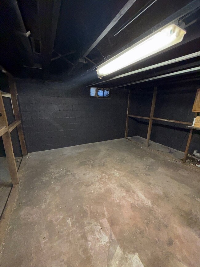 Building Photo - 1702 Tacoma Ave