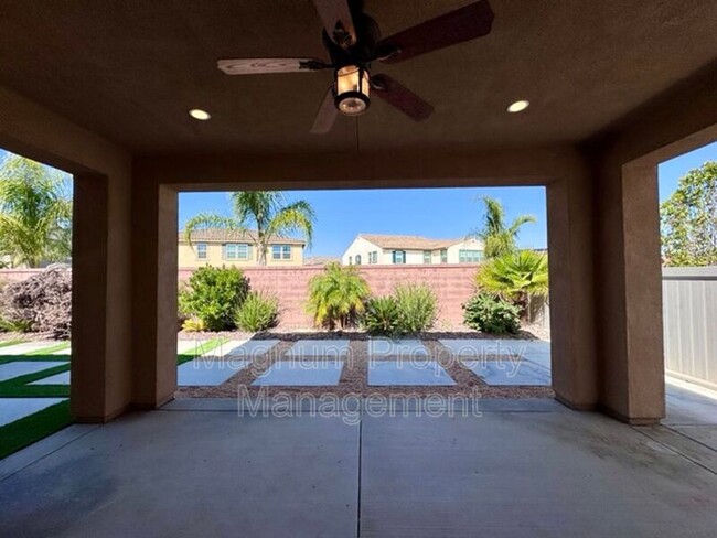 Building Photo - 34913 Limecrest Pl
