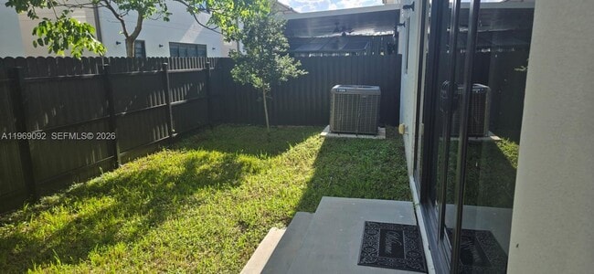 Building Photo - 1159 NW 3rd St