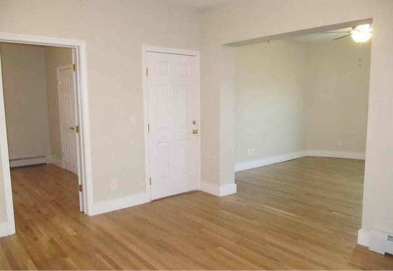 Building Photo - 539 Southbridge St