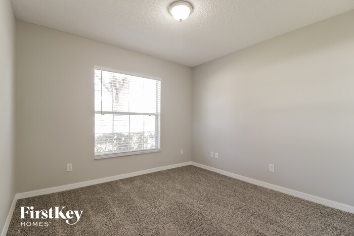 Building Photo - 2417 Larkwood Rd