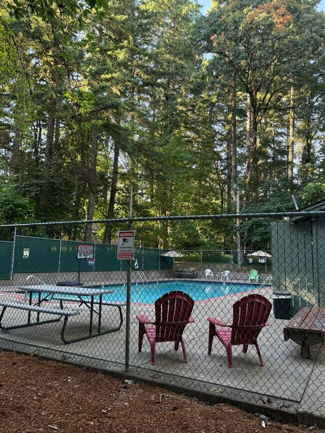 Building Photo - Pet Friendly Home with Pool Access!