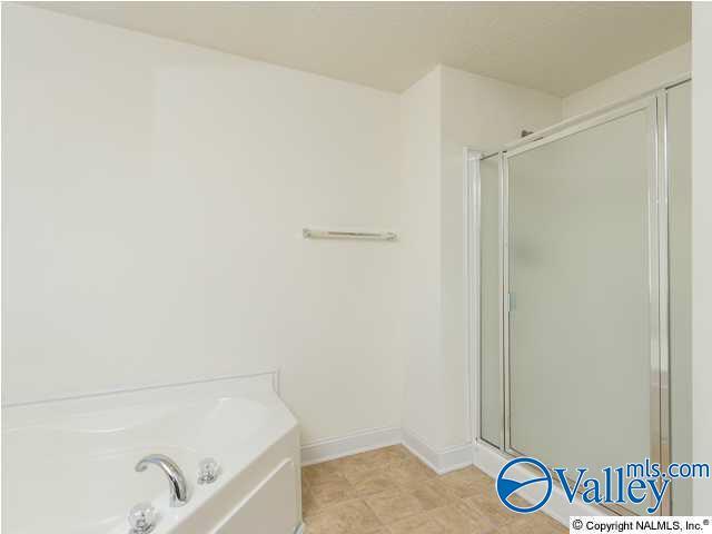 Building Photo - 212 Crab Orchard Dr