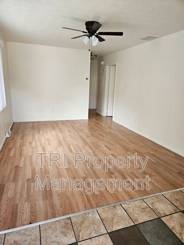 Building Photo - 1229 32nd St