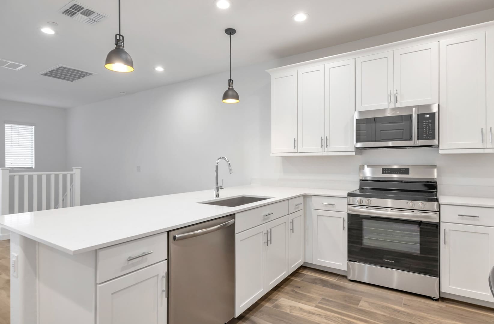 Building Photo - 4063 E Pinto Dr
