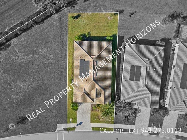 Building Photo - 17238 Blue Rdg Pl