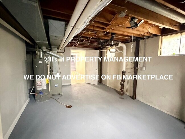 Building Photo - 11800 E 74th Terrace