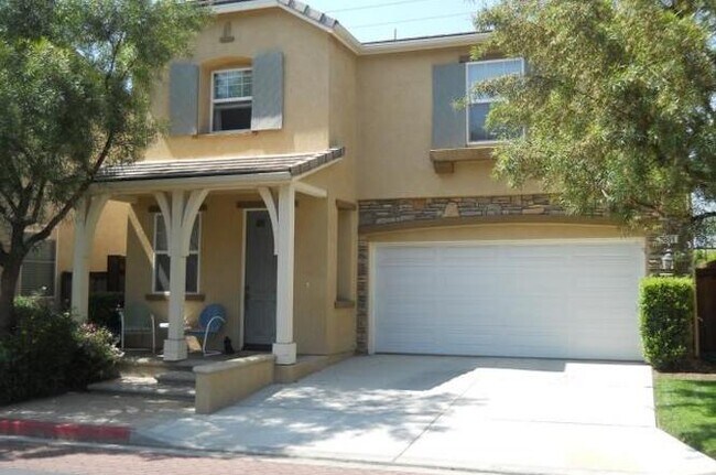 Building Photo - 1686 Goldenrod Ave