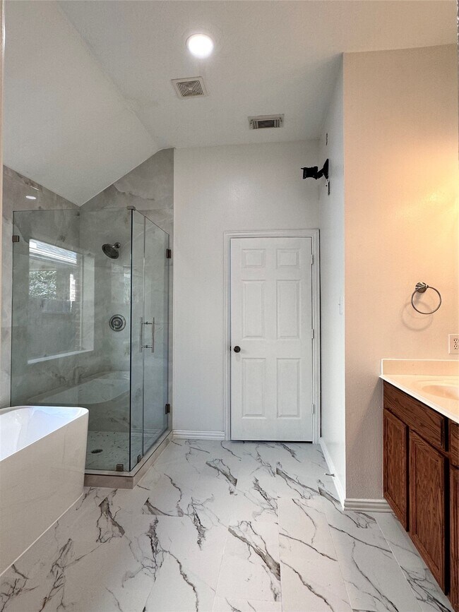 Building Photo - 18507 S Raven Shore Dr