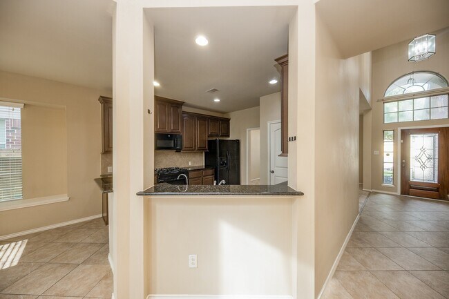 Building Photo - 4019 Windmill Creek Dr