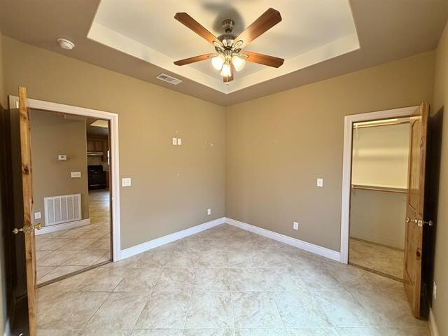 Building Photo - 116 Sycamore St