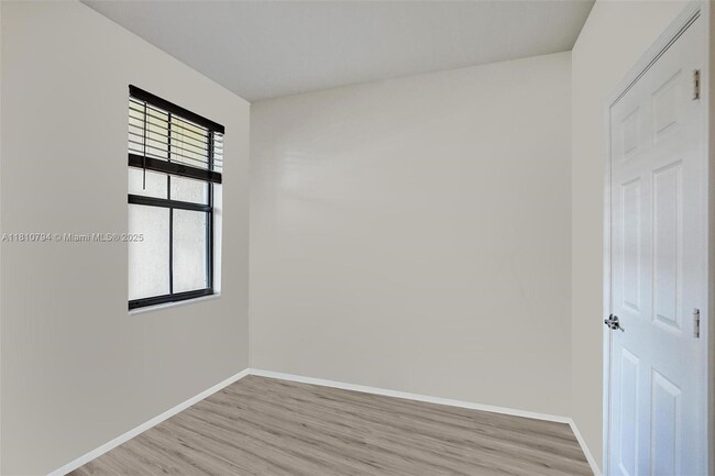 Building Photo - 4659 Silver Saw Ln