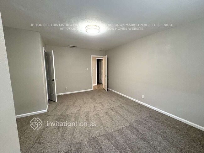 Building Photo - 102 Whitham St