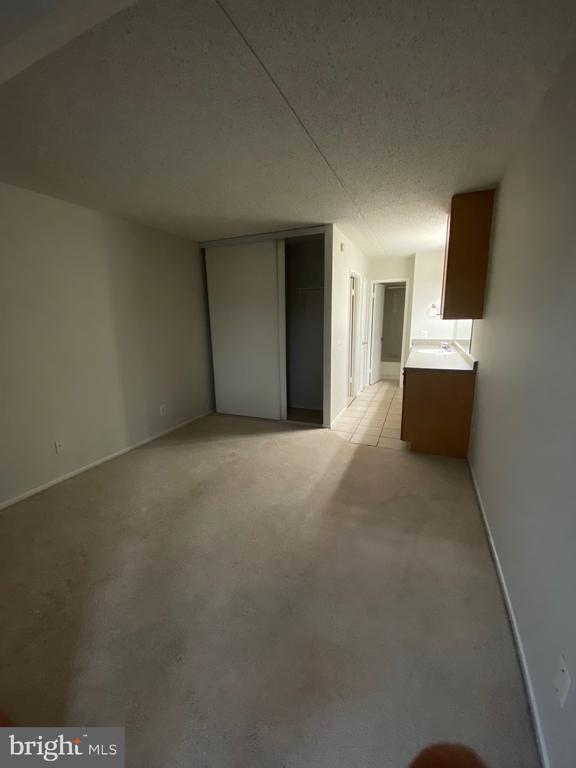 Building Photo - 75 S Reynolds St