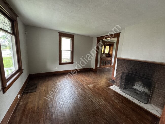 Building Photo - 321 Kinsmoor Ave