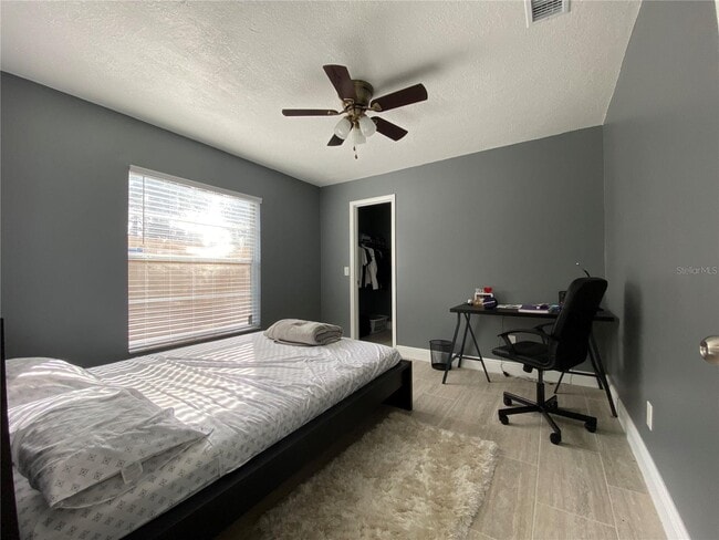 Building Photo - 1516 Crosswind Cir