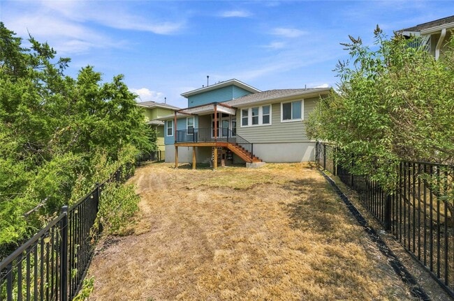 Building Photo - 1722 Rowdy Loop