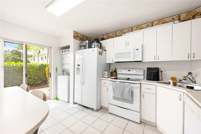 Building Photo - 7760 NW 22nd St