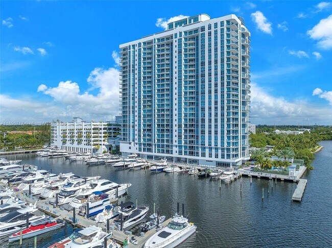 Building Photo - 17111 Biscayne Blvd