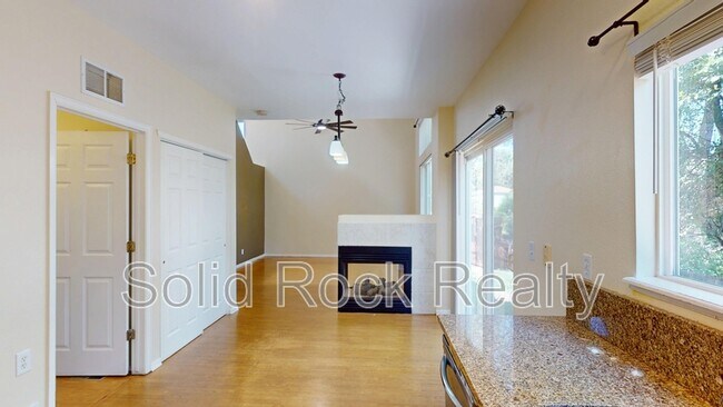 Building Photo - 4656 Canyon Wren Ln