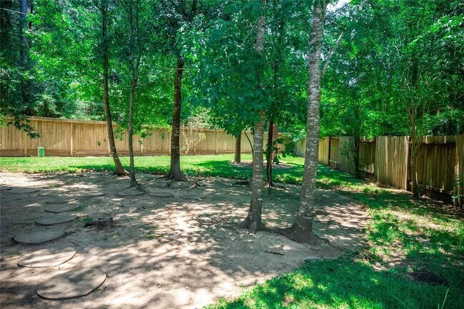 Building Photo - 111 Regan Mead Ct