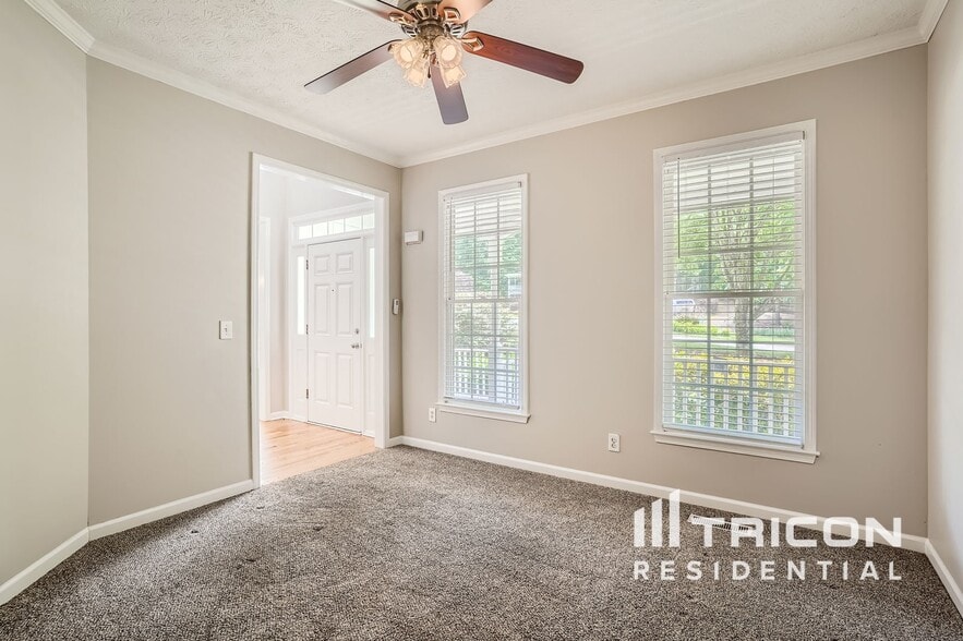 Building Photo - 219 Sable Trace Dr