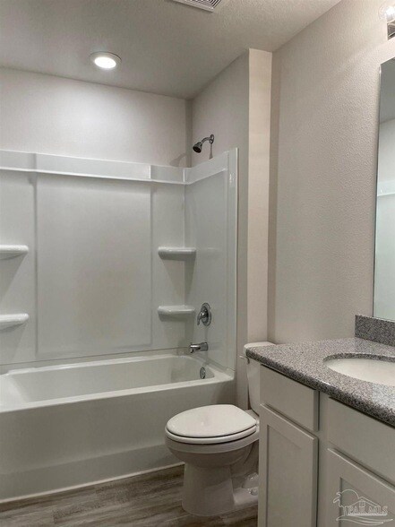 Building Photo - 8665 Pathstone Blvd