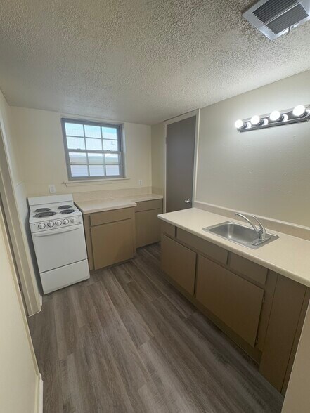 Building Photo - Zodiac Apartments