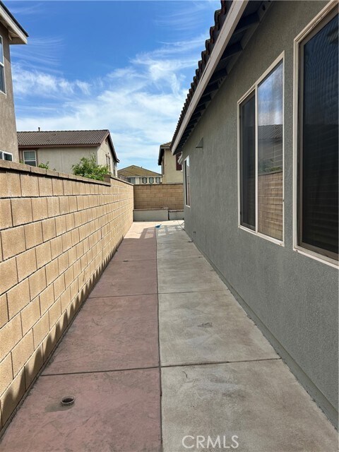 Building Photo - 14139 Bay Cir