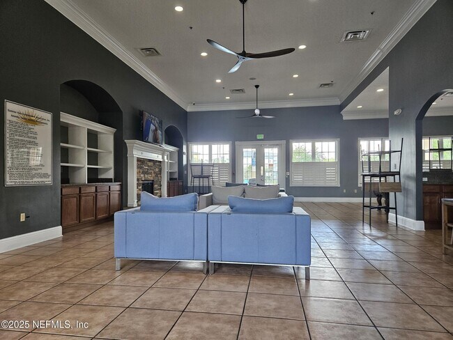 Building Photo - 8235 Lobster Bay Ct