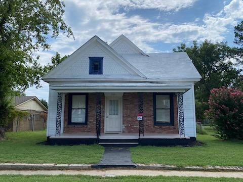 Primary Photo - 309 N Louisa Ave