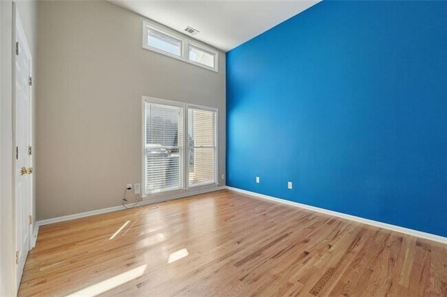 Building Photo - 1400 Prestige Valley Dr