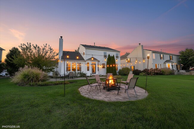 Building Photo - 24525 Champion Dr