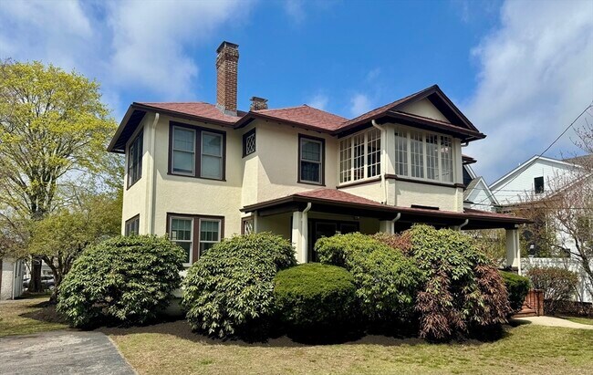 Primary Photo - 199 Hillside Ave