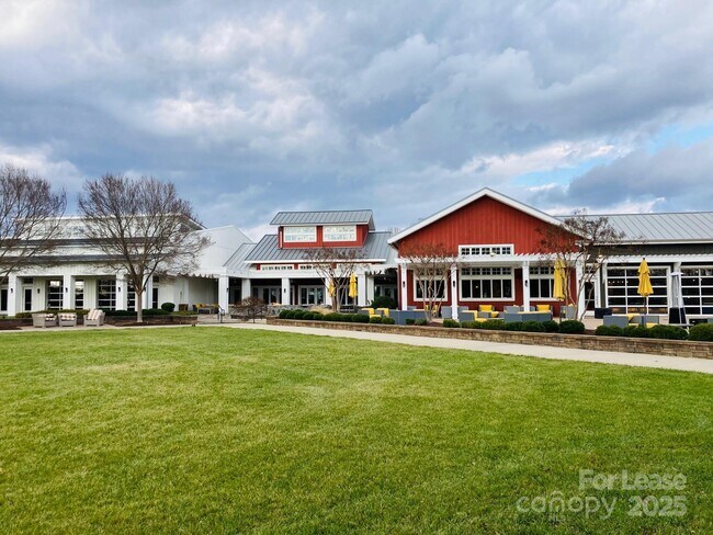 Building Photo - 6140 Pier Dr