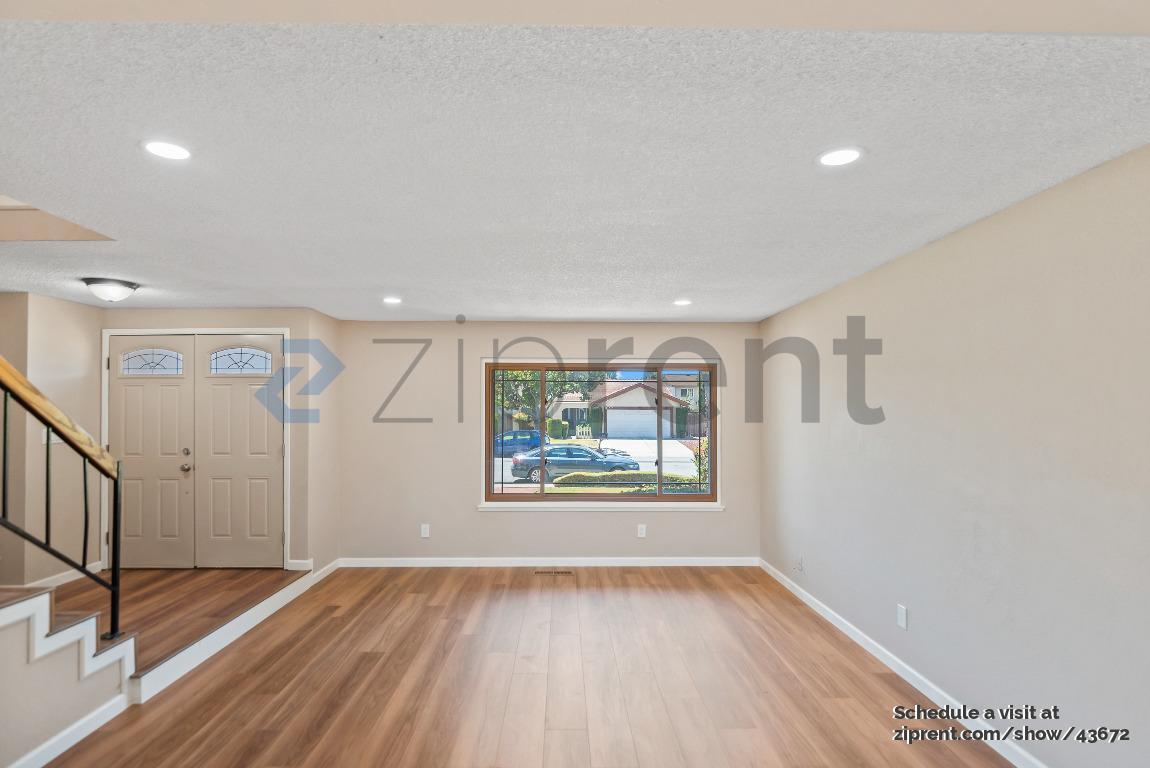 Building Photo - 123 Midwick Dr