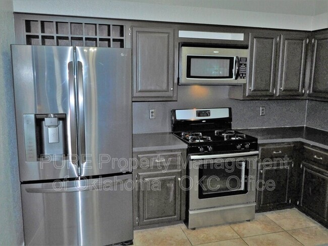 Building Photo - 912 NW 172nd St