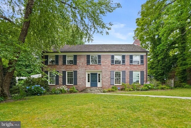 Building Photo - 5320 Albemarle St