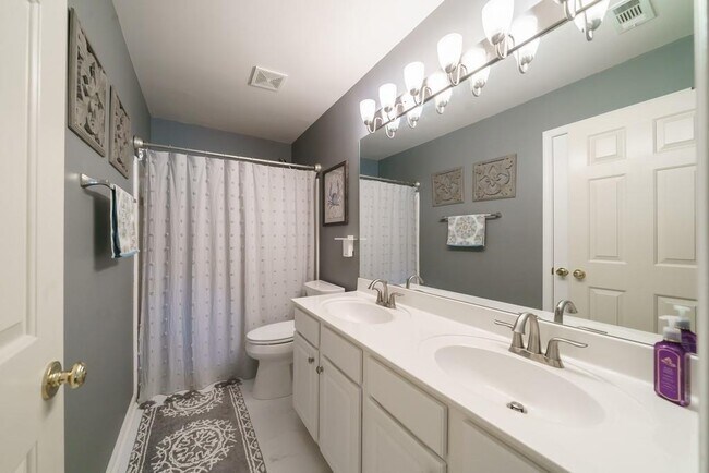 Building Photo - 5342 Tormeall Trace