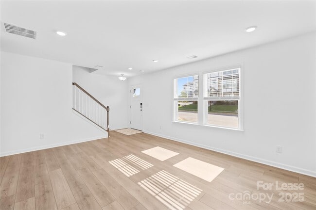 Building Photo - 3236 Stelfox St