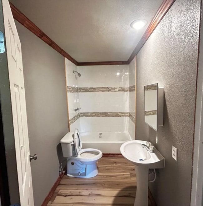 Building Photo - Renovated 3 Bed, 2 Bath Home in Bonham!