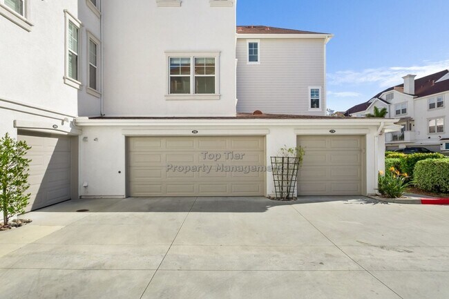 Building Photo - Coastal Tri-Level Retreat | Canyon Views | Walk to Downtown Oceanside & the Beach